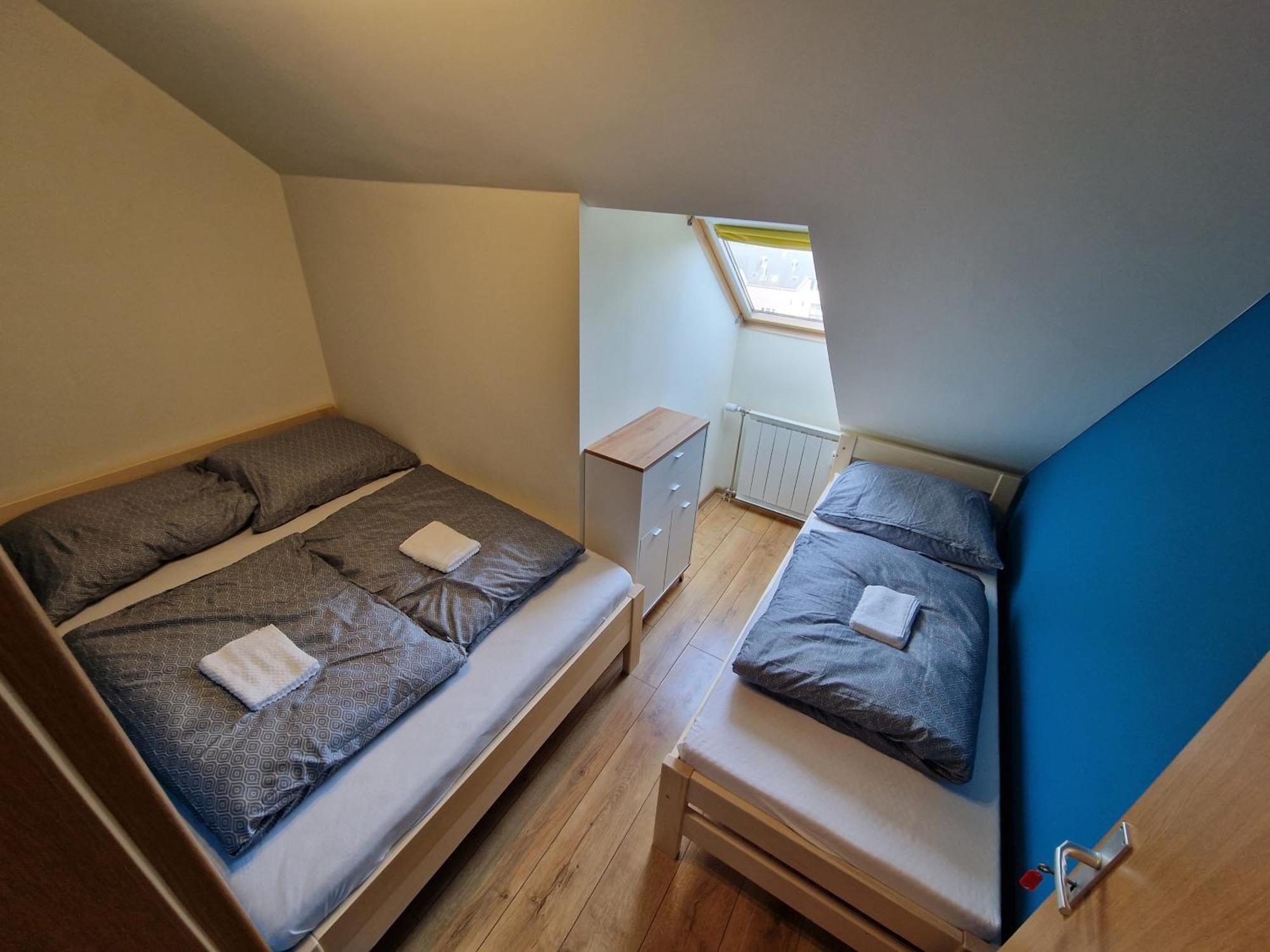 Sherpa'S Hostel High Tatras Strbske Pleso Room photo